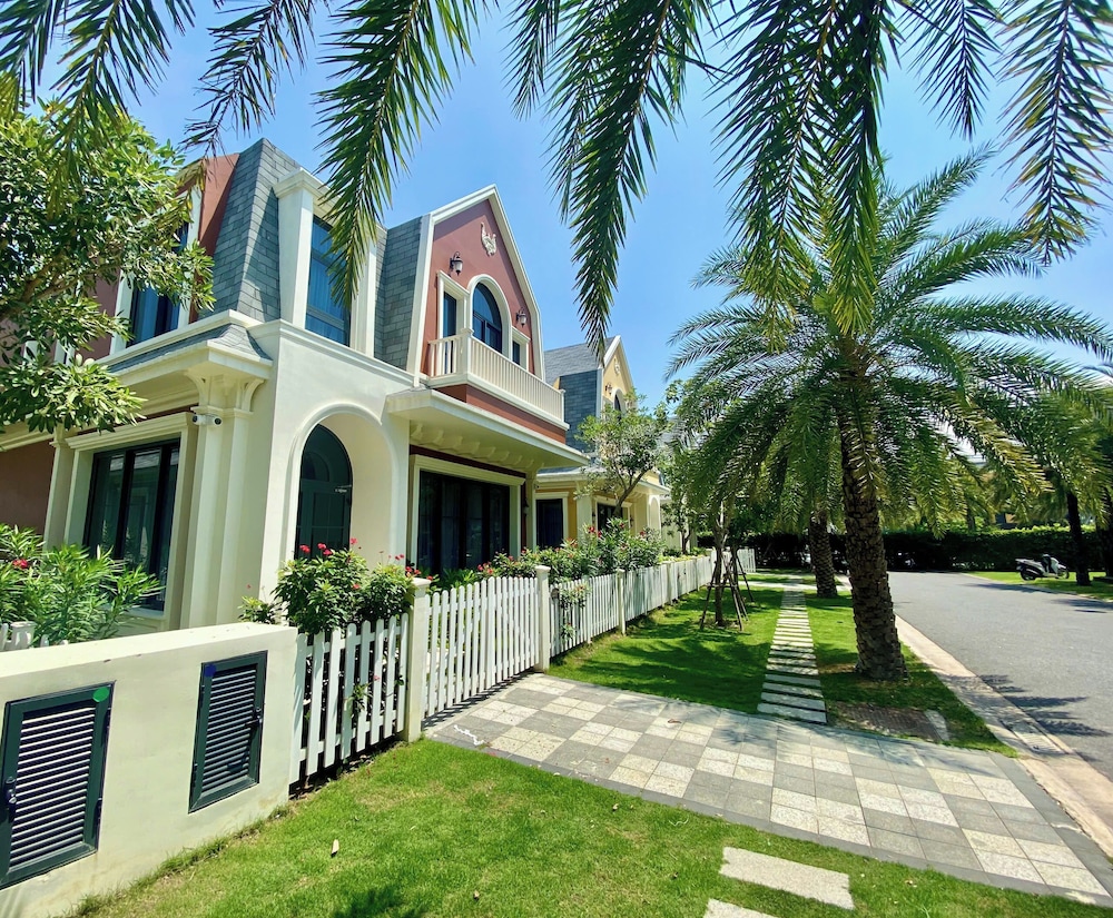 Wonderland Royal Mansion Ho Tram