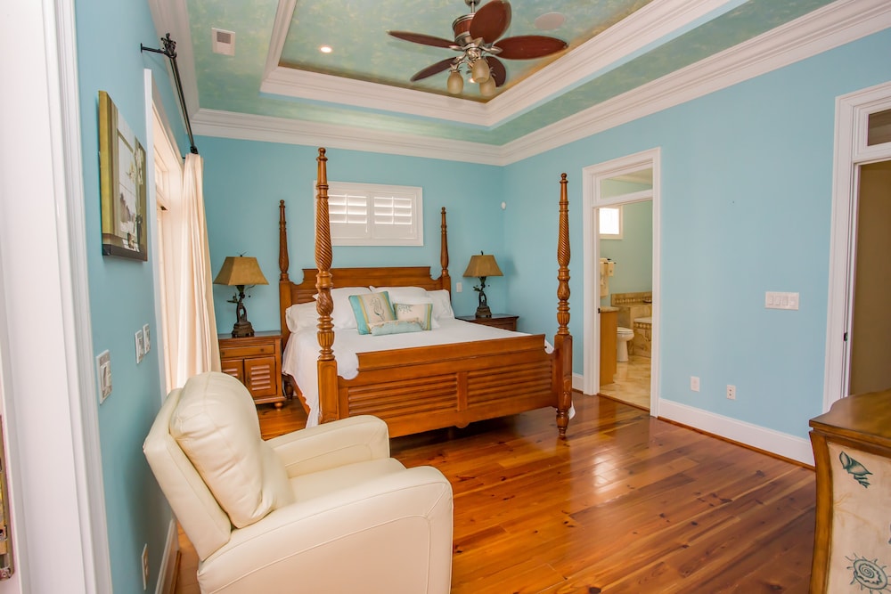 3 BR Beach Houses 25th Ave. South Ocean Blvd