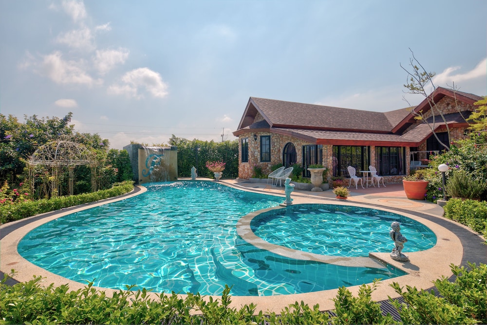 Chateau de Prim Khao Yai