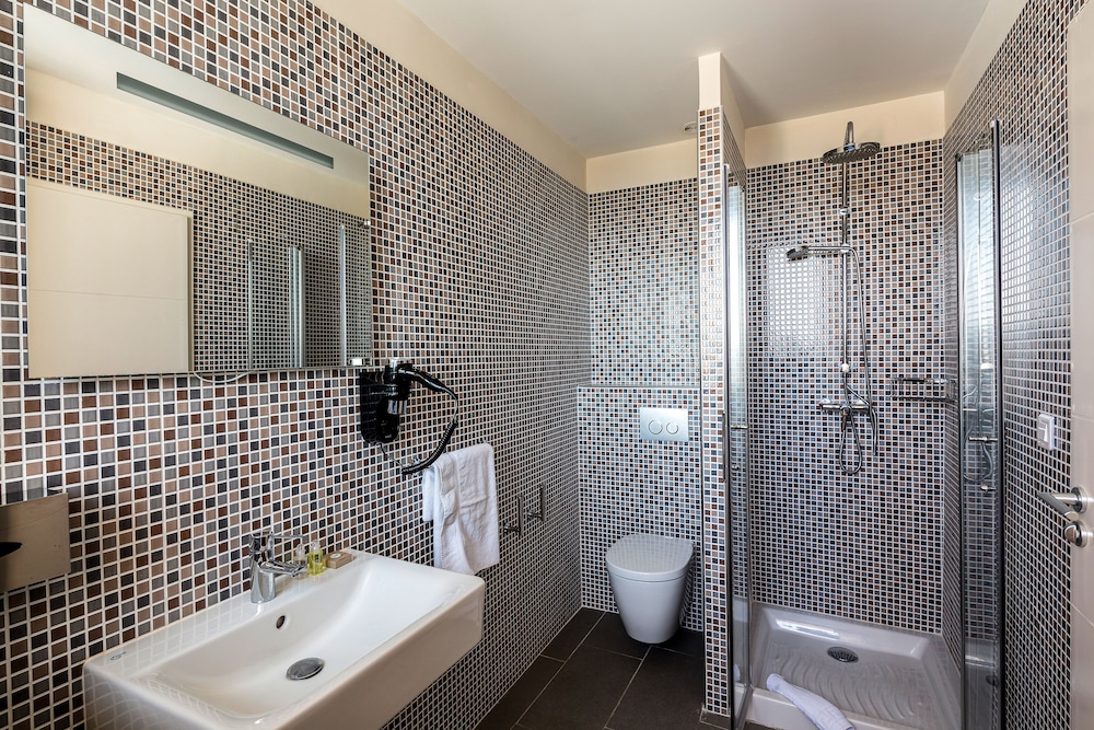 Six-Fours-les-Plages Vacations - Appartements de l'Helios - Iles des Embiez - Property Image 43