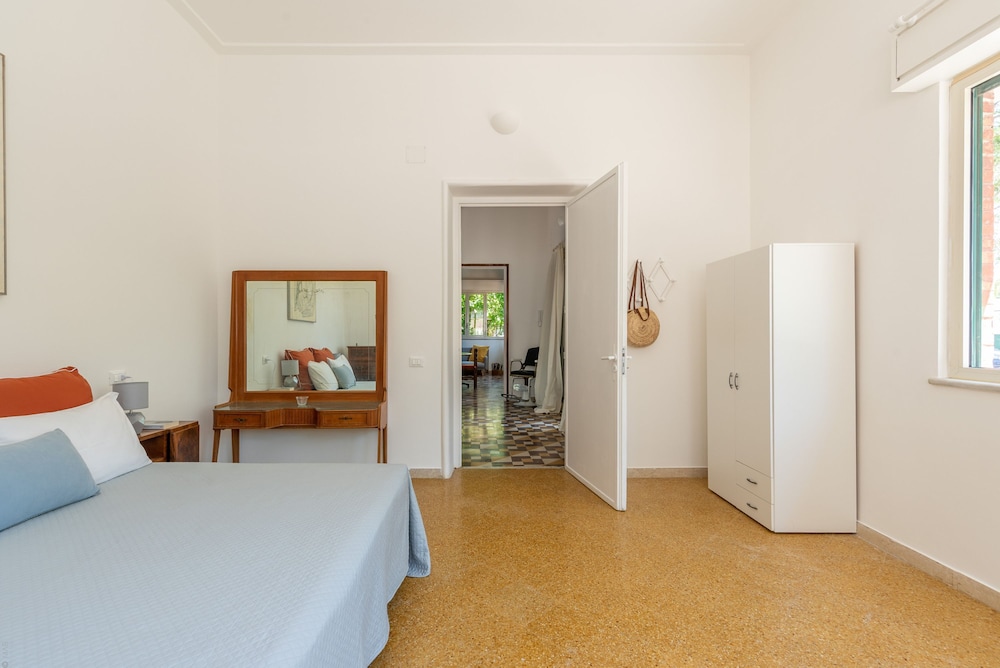 Villino Alice a Mondello by Wonderful Italy