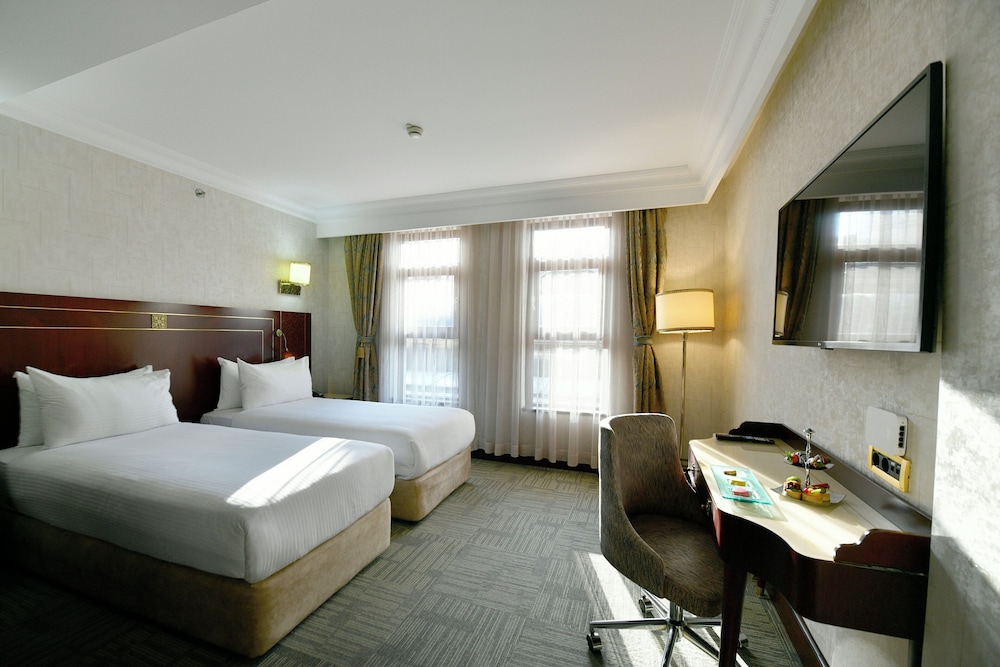Crowne Plaza İstanbul - Eski Şehir by IHG - Image 26