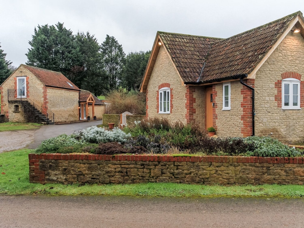 Woodmans Cottage @ Nables Farm