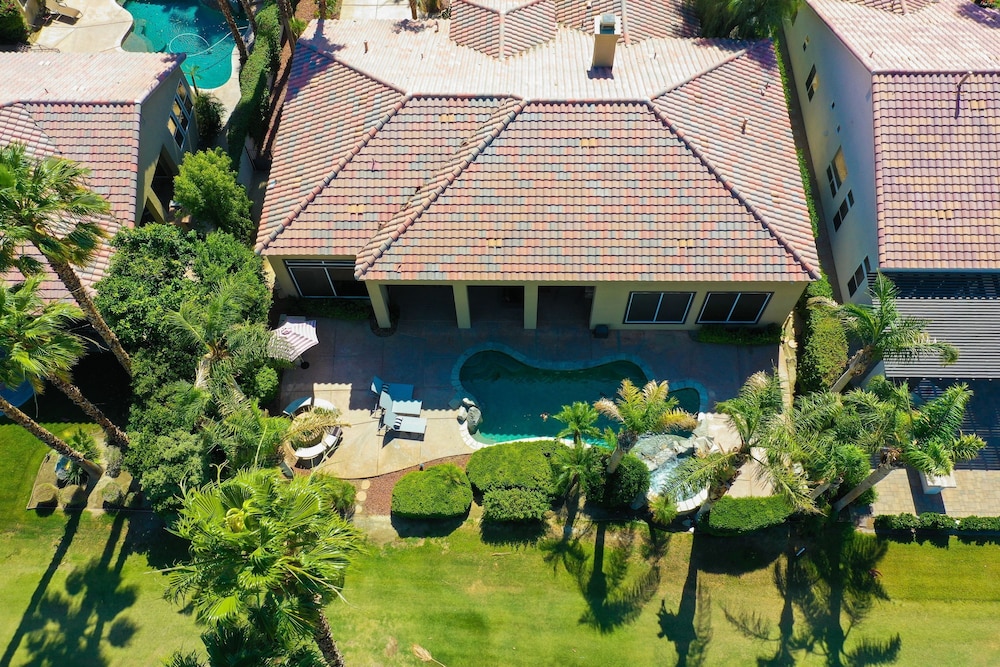 Monroe by Avantstay Beautiful Home w Pool Spa PGA West Sleeps 12