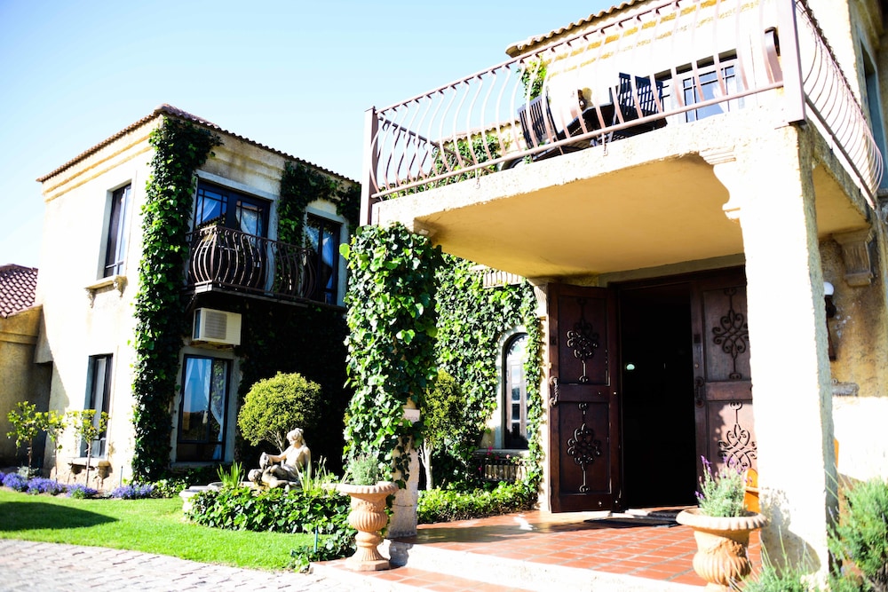 Dio Dell Amore Guest House