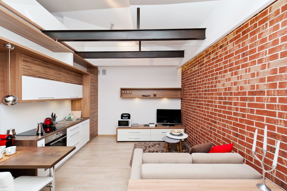 EchoDom 3 Apartments