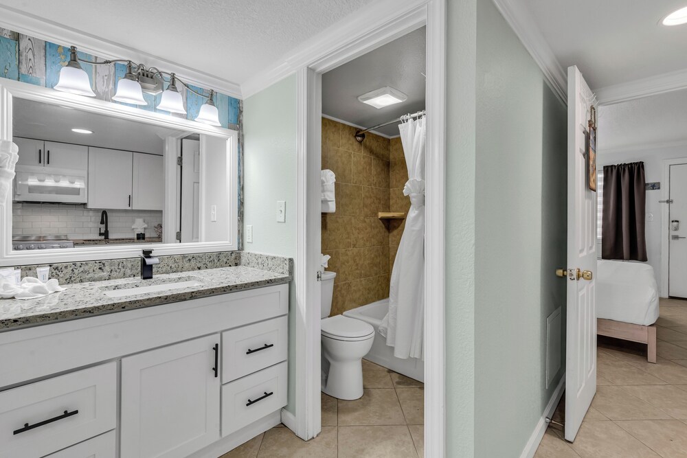 Bluewater Resort 513