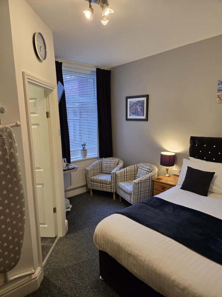 Q Accommodation