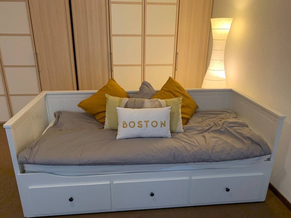 Charming 2-bed Apartment in Arlesheim 15 min Basel view 3