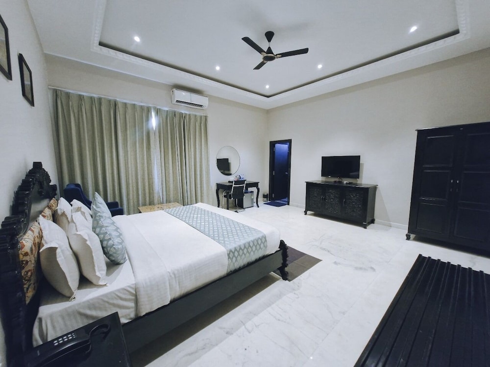 Surya Kothi Resort