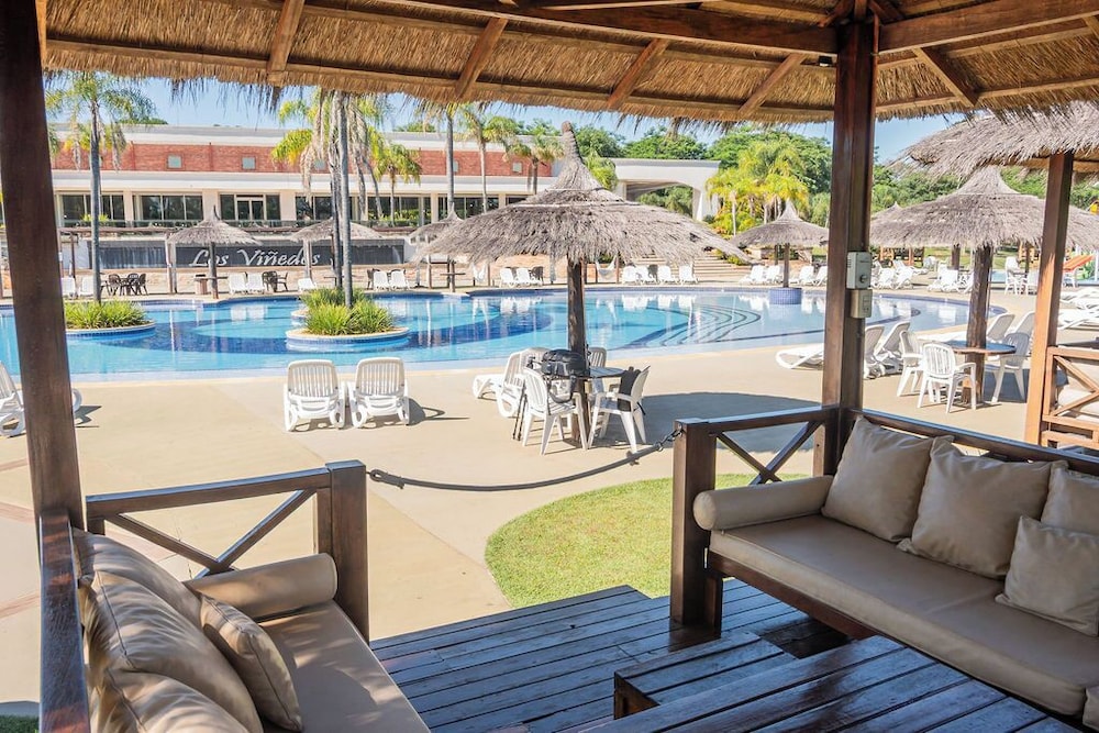 Papalo Resort Hotel