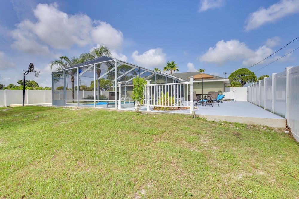 5 Mi to Highlands Hammock: Home w/ Fenced-in Yard