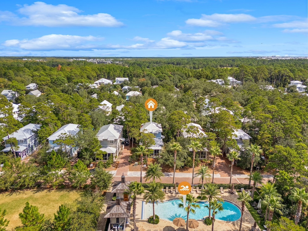 Magnolia Cottages by the Sea by Panhandle Getaways
