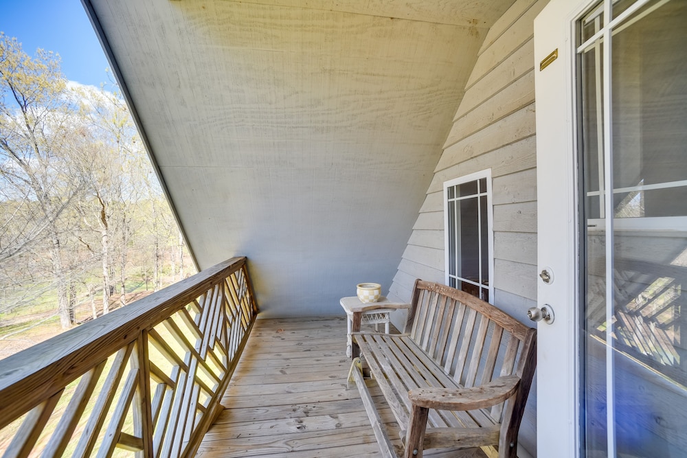 Peaceful Guntersville Cabin: Fire Pit, Near Lake! - Property Image 10