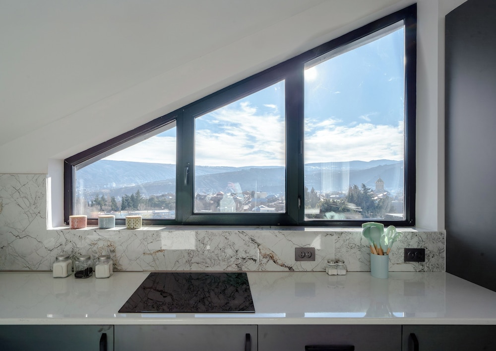 Niabi 3BDR Mansard