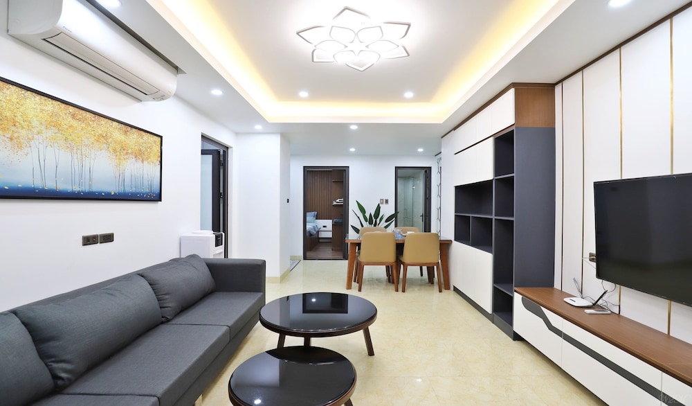 Xuan La Apartment