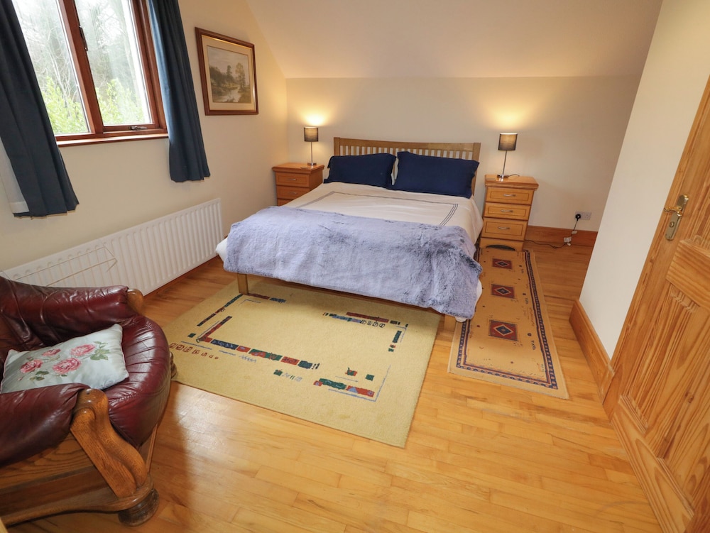 Tudor Lodge