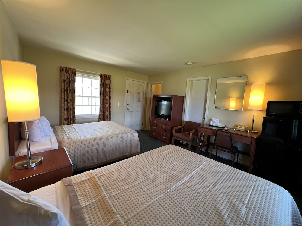 Relax Inn By OYO Natural Bridge I-81