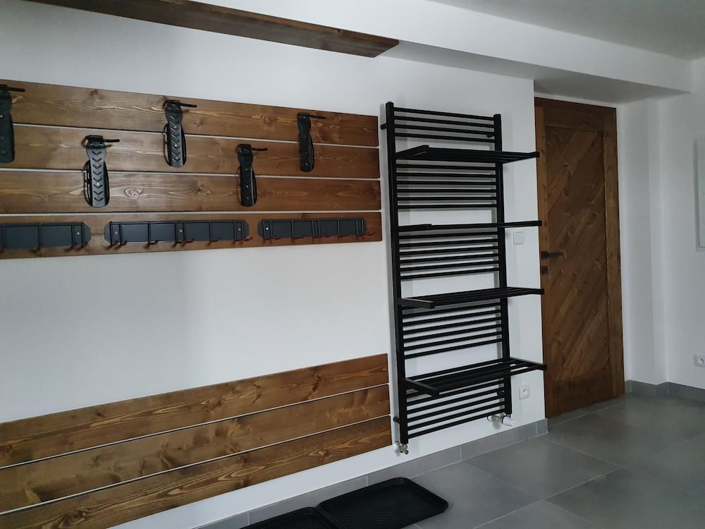 Mountain Chalet Lbh027