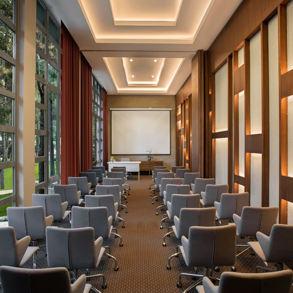 meeting & event spaces