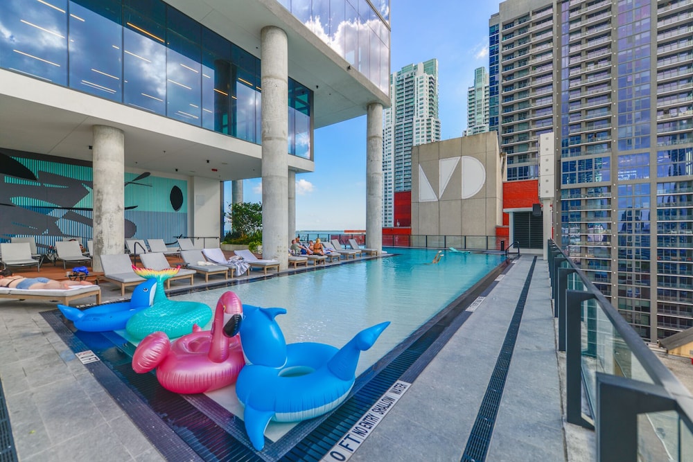 Prime Location with Amazing Ocean Views