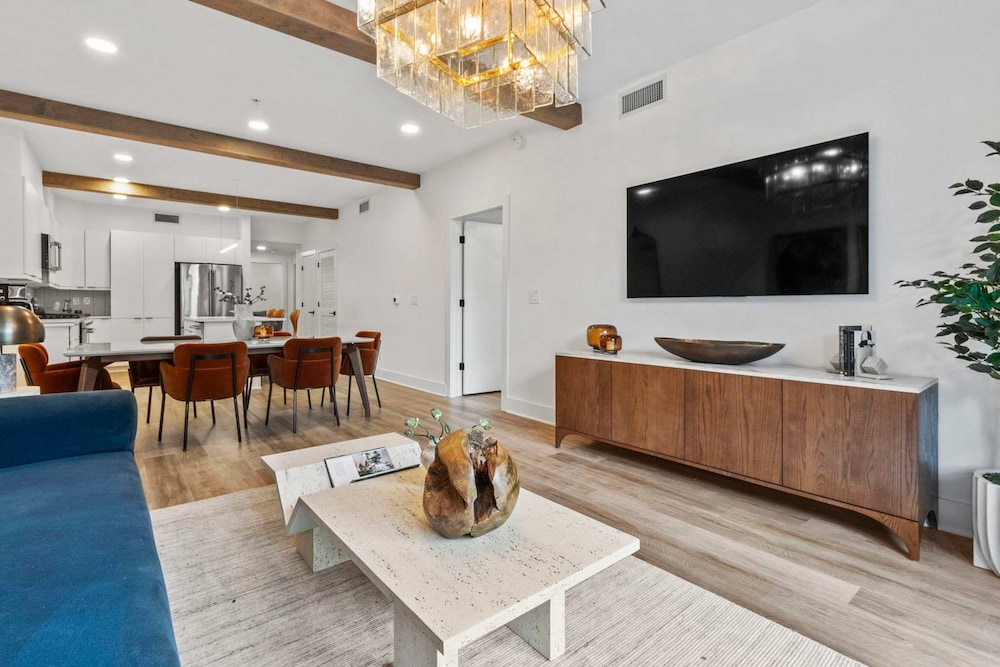 Bleau Vine Luxe Suite