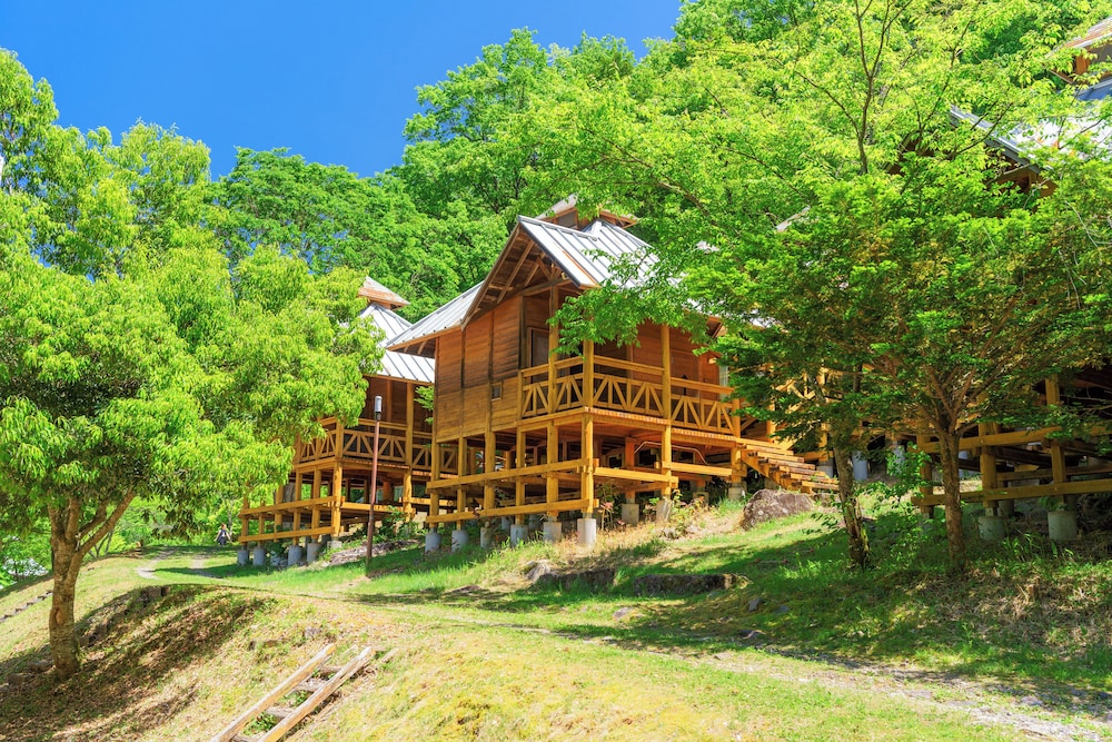 Hida-Osaka Fureai no Mori Bungalow