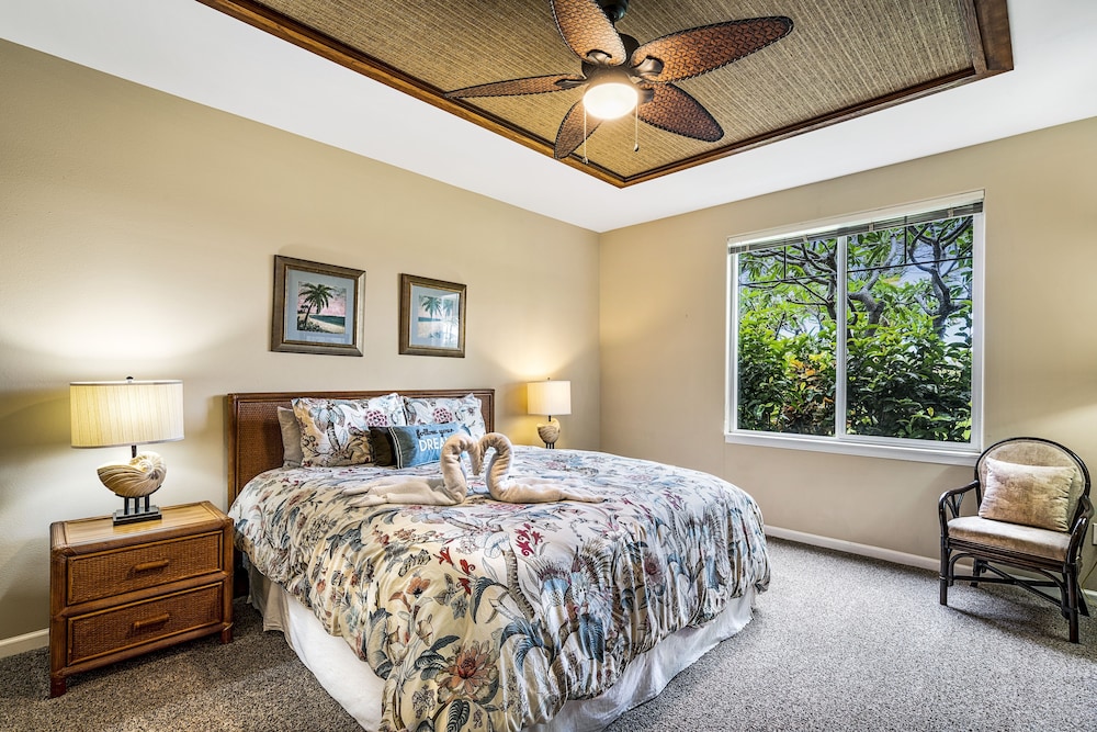 Waikoloa Beach S G2 2 Bedroom Condo by RedAwning