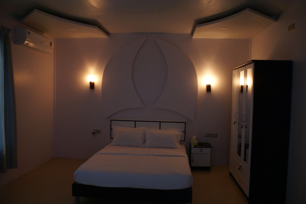 Hulhudheli Inn
