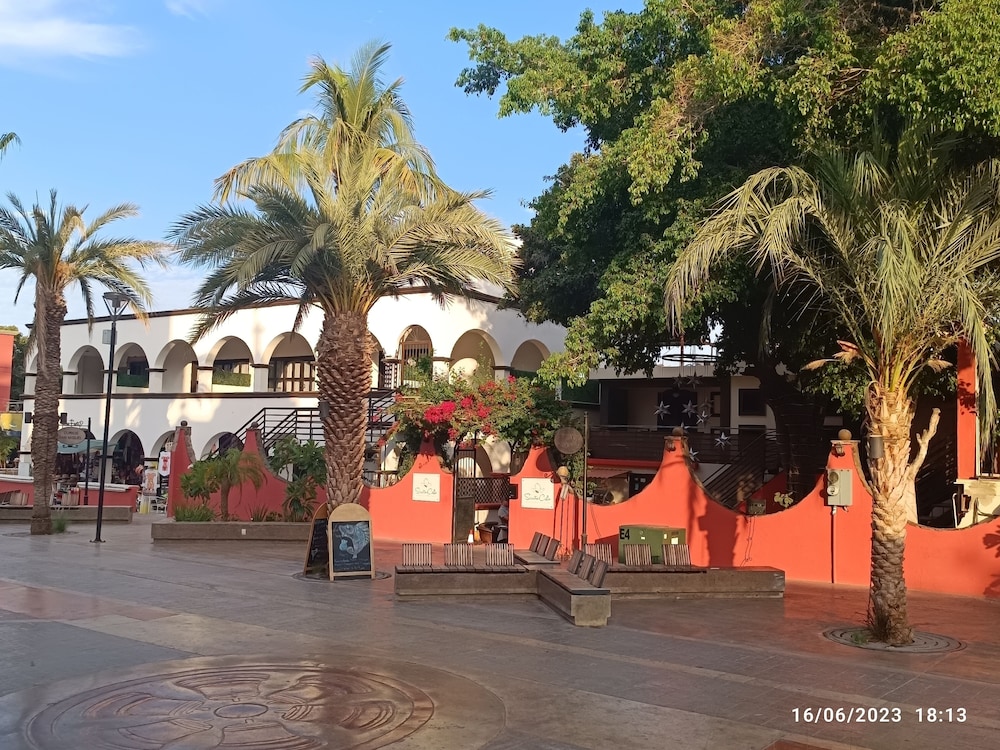 Hotel Suites Santo Cielo - Image 1