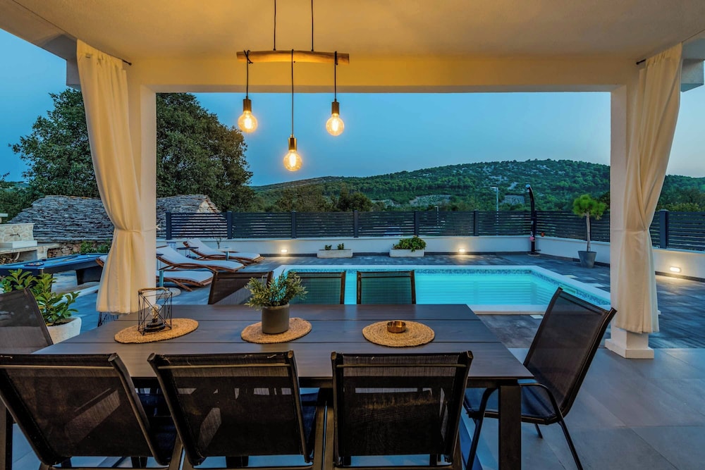 Villa Tranquil Rest