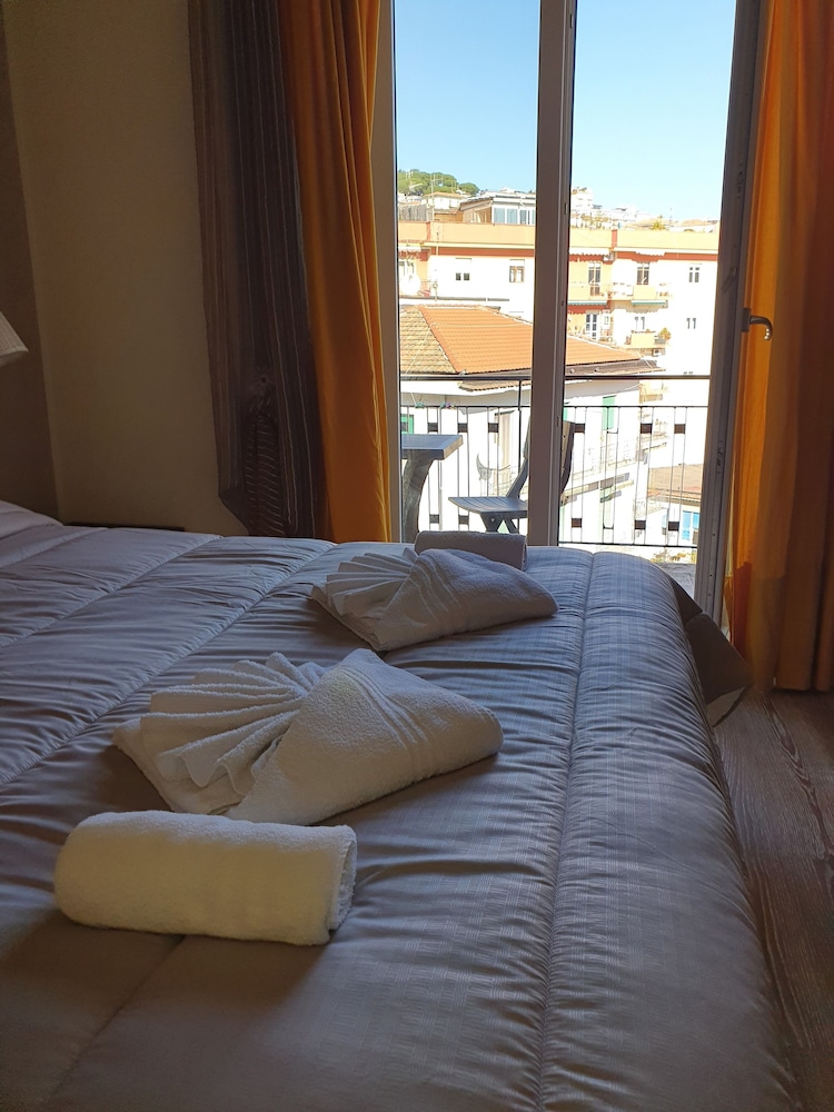 4Rooms Guest House Salerno