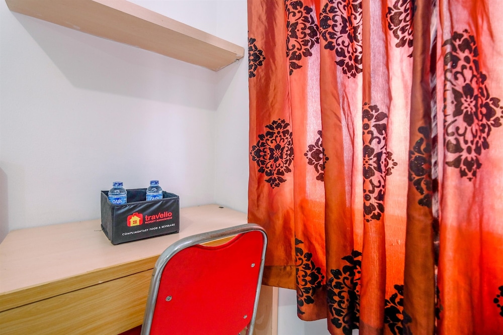 Nice and Comfort Studio at Margonda Residence 2 Apartment