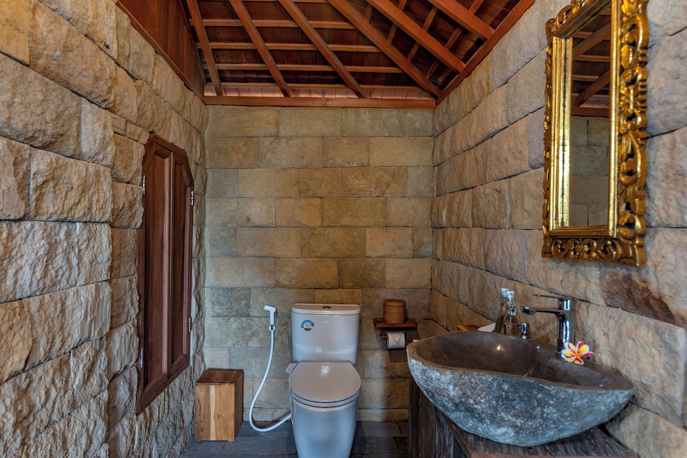 Hoshi Jungle Resort by Dhananjaya Hospitality