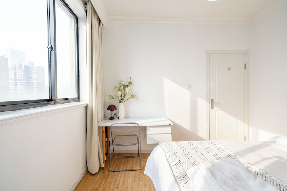 CityHome-4BRs 2Baths People's Square