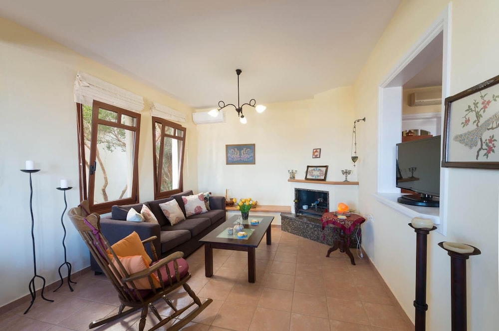 Villa Persephone in Plaka
