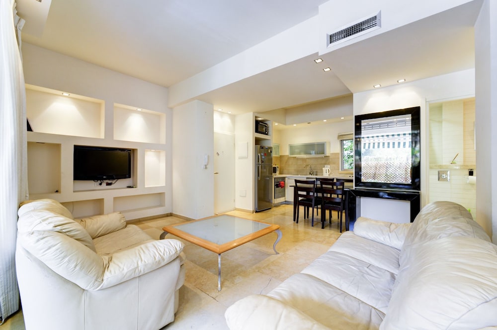 Tel-Aviving Apartments