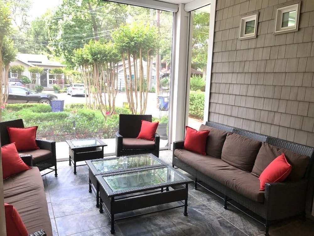 Henlopen Avenue 94