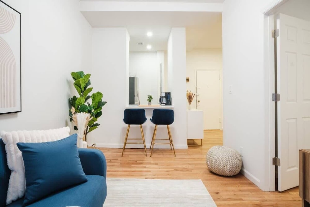 317 UES Apartments