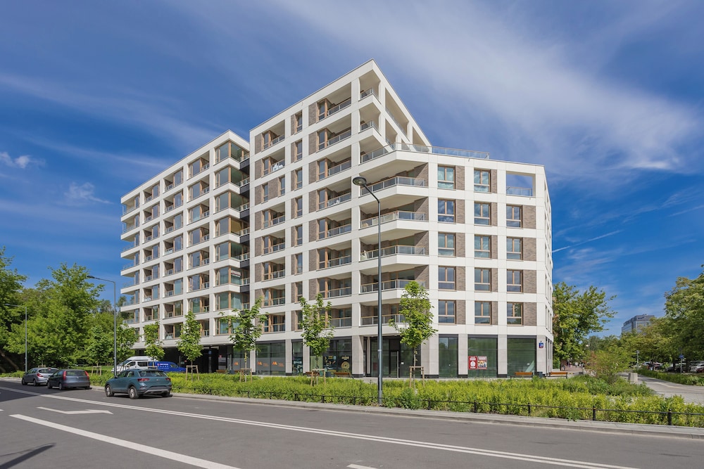 Domaniewska Mokotów by Renters Prestige