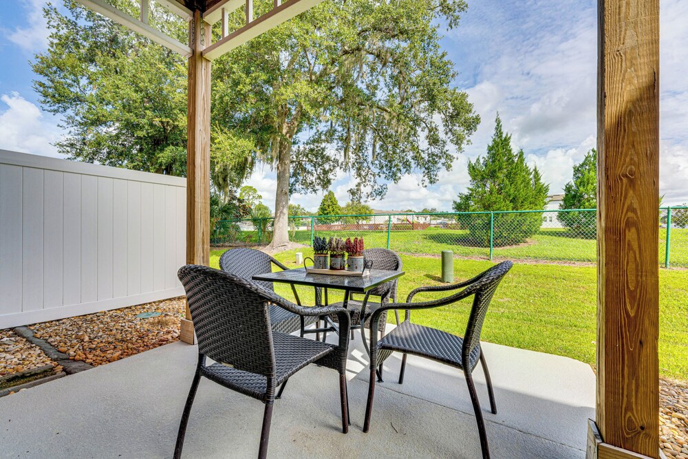 Townhouse in Lake Berkley Resort! 5 Mi to Old Town