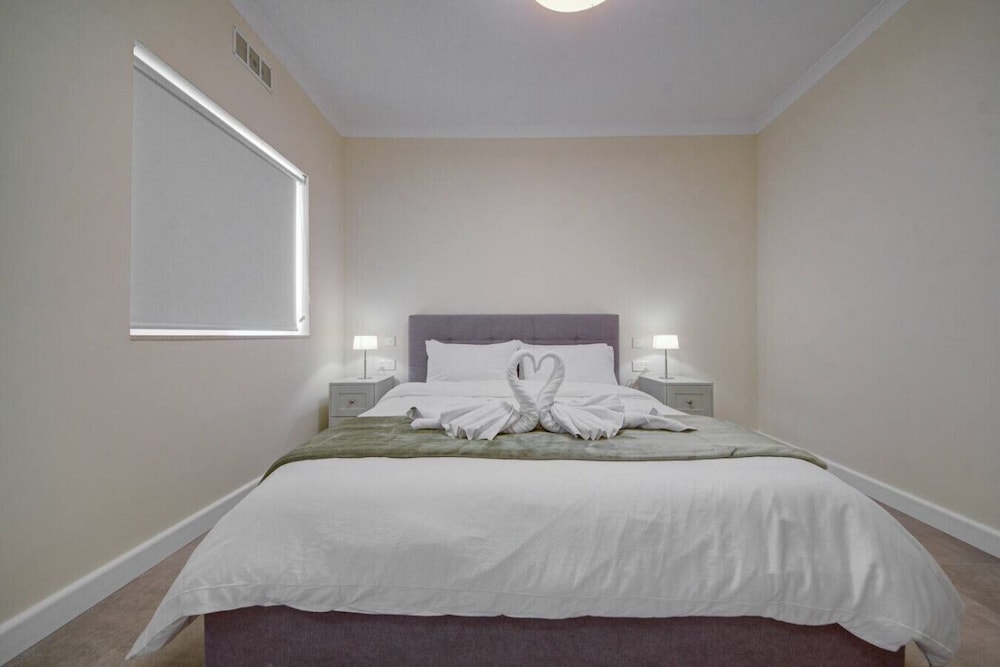 Stylish Gozo Penthouse Spacious and Quiet Terrace
