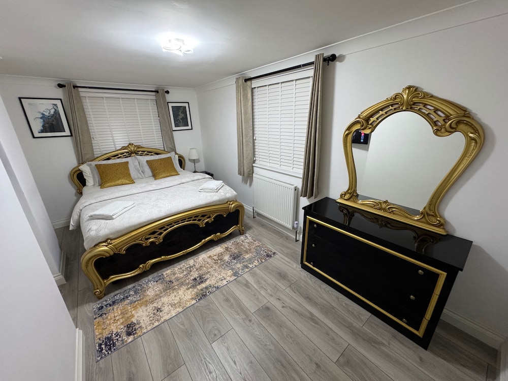 Cozy 2br-5guests-near Attractions-garden