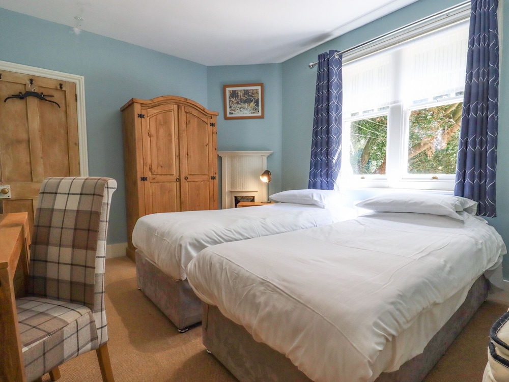 Solton Manor
