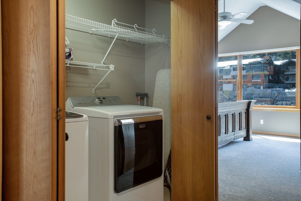 Canyon Run B203 3 Bedroom Condo by RedAwning - Property Image 15