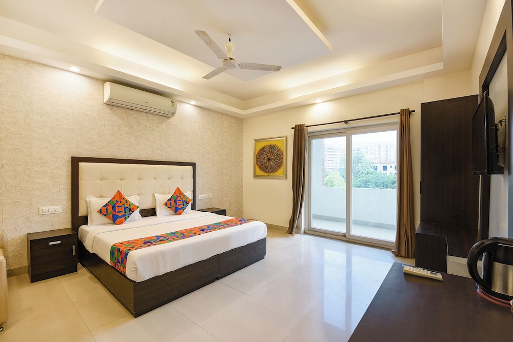 Fabhotel Harnoor House