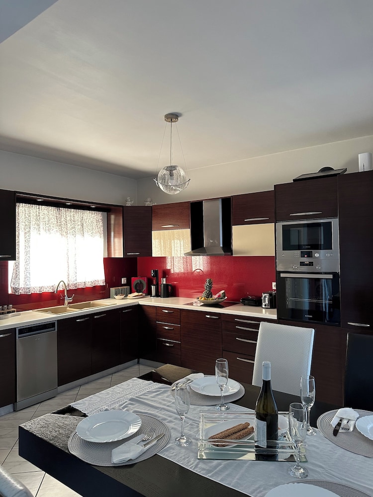 Denva Holiday Home