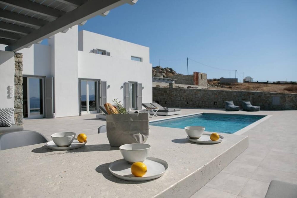 Avlia Panorama Villa Naxos view 2
