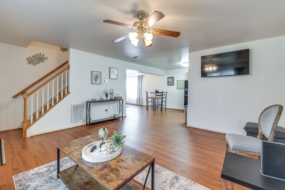 2 Blocks to Potomac River: Gem in Colonial Beach!