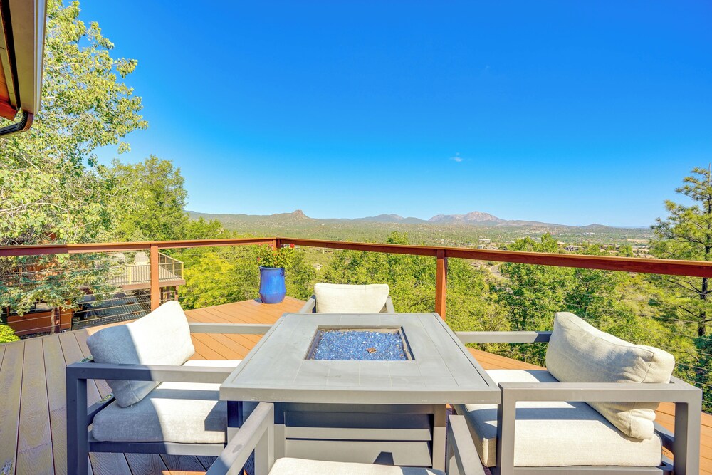 Prescott Valley Vacations - Picturesque Prescott Home w/ Mtn Views  Hot Tub - Property Image 1